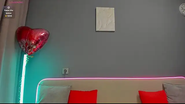 Snapshot of Malika_Lisan chatting on February 18, 2026, 1:45 am Malika Lisan online show from February 18, 2026, 1:45 am