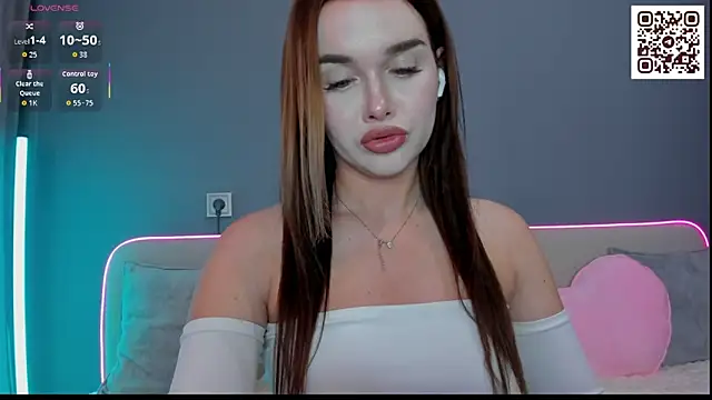 Snapshot of Malika_Lisan chatting on March 16, 2026, 5:44 am Malika Lisan online show from March 16, 2026, 5:44 am