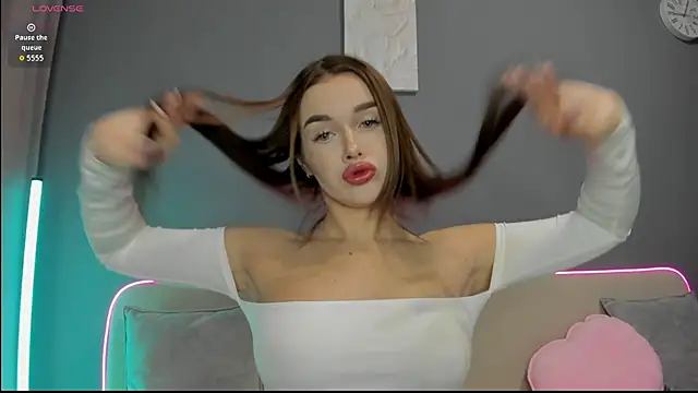 Snapshot of Malika_Lisan chatting on March 23, 2026, 2:04 am Malika Lisan online show from March 23, 2026, 2:04 am