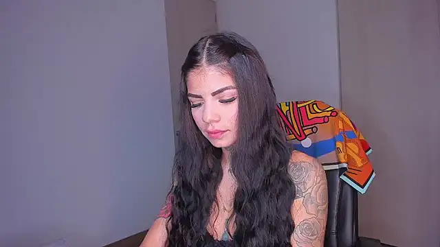 Lisegg  online show from December 4, 2025, 11:19 am