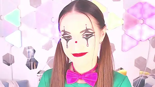 Snapshot of LexiKiss chatting on September 20, 2025, 4:57 am LexiKiss online show from September 20, 2025, 4:57 am