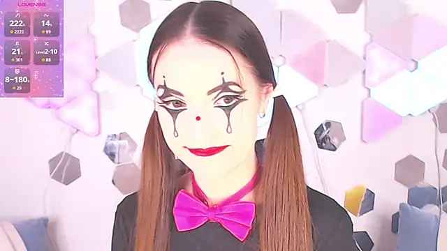 Snapshot of LexiKiss chatting on October 4, 2025, 9:07 am LexiKiss online show from October 4, 2025, 9:07 am