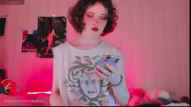 eva vodkina online show from May 15, 2026, 8:49 pm
