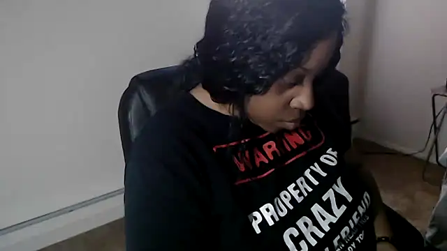 Snapshot of Sexymona1218 chatting on December 20, 2025, 4:14 pm Sexymona1218 online show from December 20, 2025, 4:14 pm