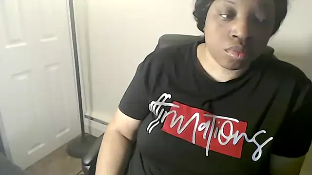 Snapshot of Sexymona1218 chatting on January 14, 2026, 9:26 am Sexymona1218 online show from January 14, 2026, 9:26 am