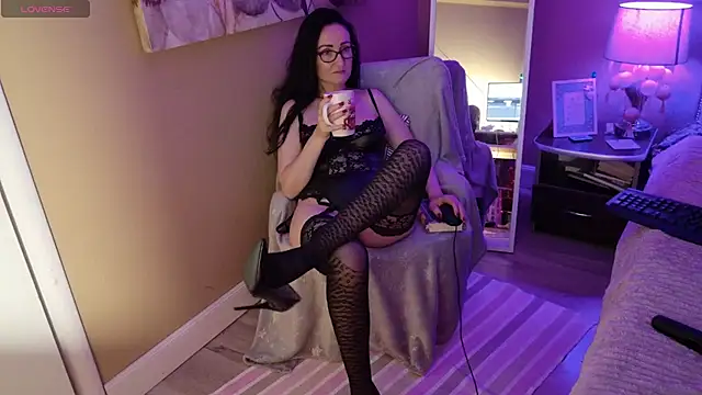 lara heaven online show from December 15, 2024, 5:56 am
