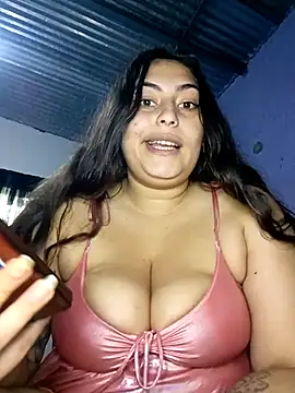 xandra252 online show from June 29, 2026, 7:47 pm