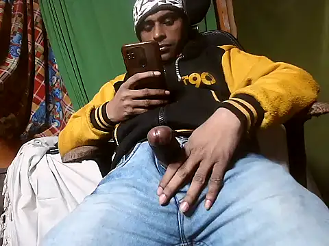 desiboy1101 online show from December 14, 2024, 3:29 am