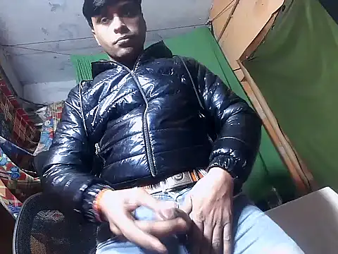 desiboy1101 online show from January 5, 2025, 5:20 am