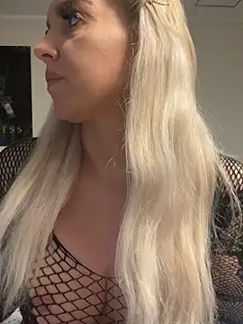 MIA-XXX online show from October 9, 2025, 1:58 am