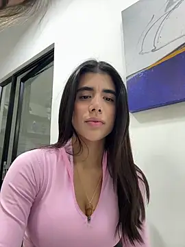 Abril1  online show from September 10, 2025, 8:42 pm