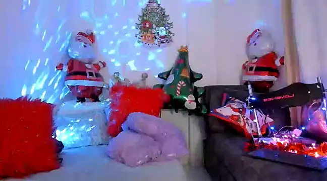 kirasofia online show from December 13, 2024, 4:11 am