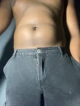 Snapshot of Curvy_conda chatting on October 3, 2025, 9:34 pm Curvy conda online show from October 3, 2025, 9:34 pm