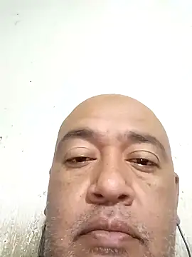 GeorgeVergaGrues online show from December 6, 2024, 7:32 am