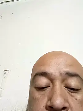 GeorgeVergaGrues online show from February 2, 2025, 11:00 pm