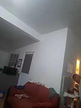 juliopantoja online show from February 8, 2026, 1:14 pm