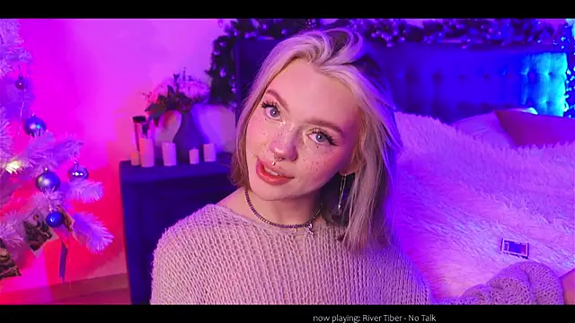 KristaBrooks online show from December 25, 2024, 1:51 pm