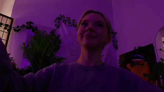 KristaBrooks online show from February 1, 2025, 3:28 pm