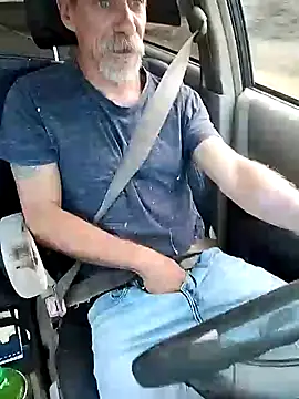 Snapshot of Biknight chatting on October 24, 2025, 9:33 pm Biknight online show from October 24, 2025, 9:33 pm