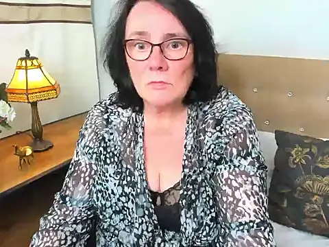 DorisDesire online show from May 13, 2026, 5:54 pm
