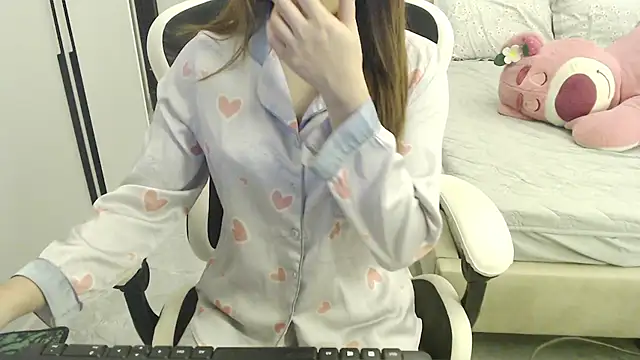 Hanako love online show from January 5, 2025, 4:06 pm