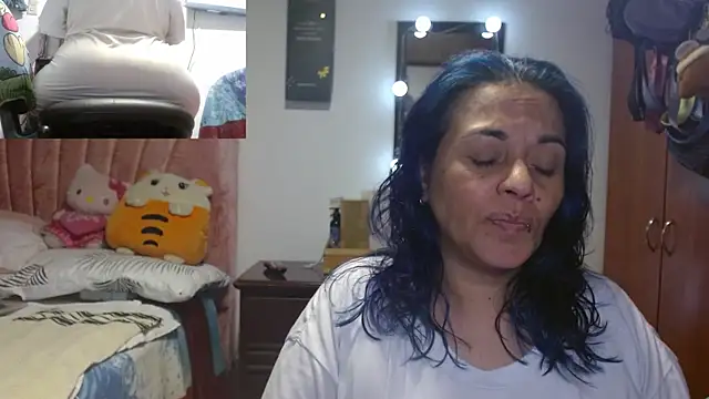 zoe hotxxx online show from July 13, 2026, 12:13 am