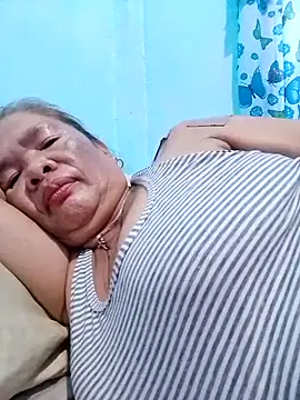 Snapshot of sexylizzy4u chatting on October 15, 2025, 9:48 pm sexylizzy4u online show from October 15, 2025, 9:48 pm