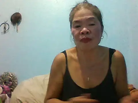 Snapshot of sexylizzy4u chatting on June 19, 2026, 1:37 pm sexylizzy4u online show from June 19, 2026, 1:37 pm