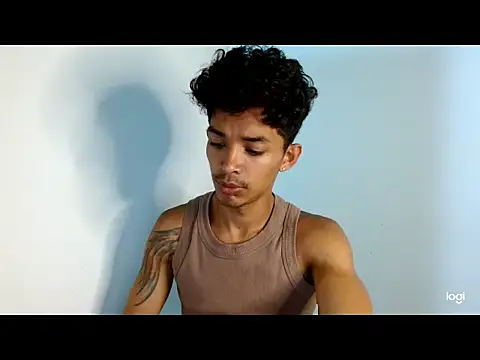  dannyaldana  online show from October 30, 2025, 6:37 am