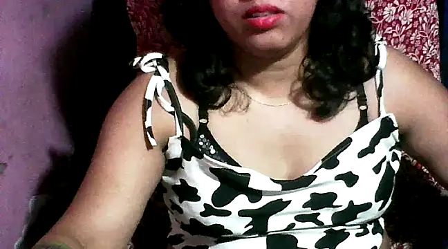 koyel90 online show from December 8, 2024, 6:39 pm