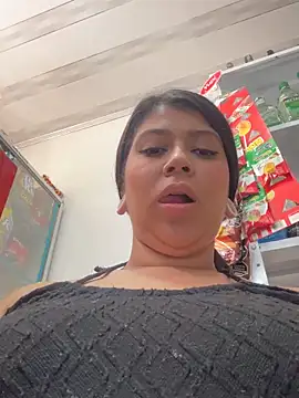 Snapshot of emilyjohanson chatting on November 4, 2025, 3:11 pm emilyjohanson online show from November 4, 2025, 3:11 pm