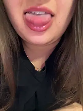 Snapshot of Jane_BBW chatting on February 17, 2026, 11:29 am Jane BBW online show from February 17, 2026, 11:29 am