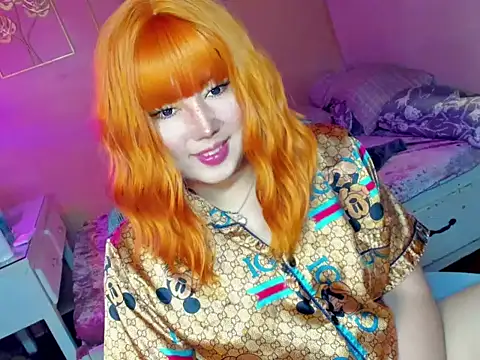 HOTnWILDalice online show from November 24, 2025, 2:11 am