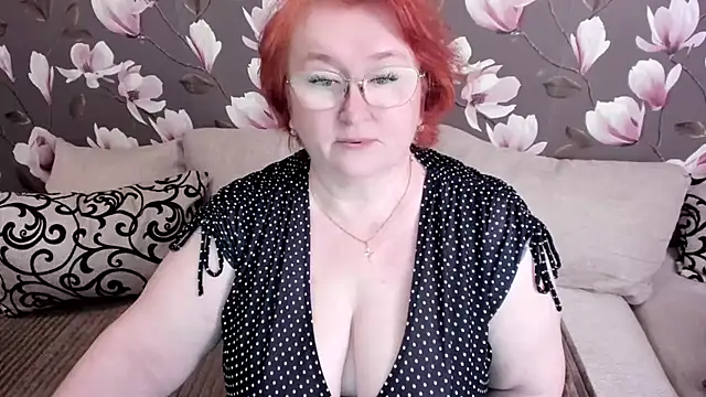 leiamillersonn online show from March 7, 2025, 11:51 am