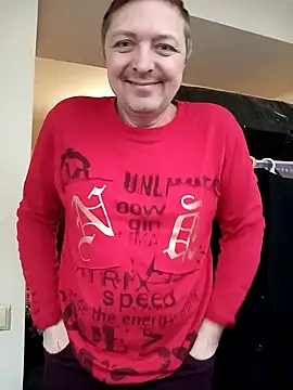 Snapshot of Pokaz2020 chatting on December 4, 2024, 8:45 am Pokaz2020 online show from December 4, 2024, 8:45 am