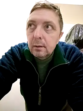 Snapshot of Pokaz2020 chatting on January 10, 2025, 8:37 pm Pokaz2020 online show from January 10, 2025, 8:37 pm