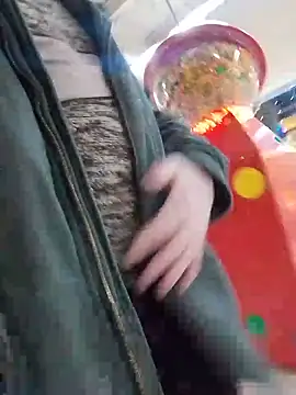 Snapshot of Pokaz2020 chatting on January 17, 2025, 10:00 am Pokaz2020 online show from January 17, 2025, 10:00 am