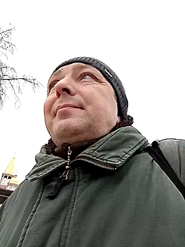 Snapshot of Pokaz2020 chatting on January 29, 2025, 10:27 am Pokaz2020 online show from January 29, 2025, 10:27 am