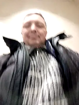 Snapshot of Pokaz2020 chatting on February 15, 2025, 6:33 pm Pokaz2020 online show from February 15, 2025, 6:33 pm