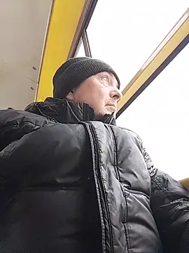 Snapshot of Pokaz2020 chatting on February 28, 2025, 8:31 am Pokaz2020 online show from February 28, 2025, 8:31 am