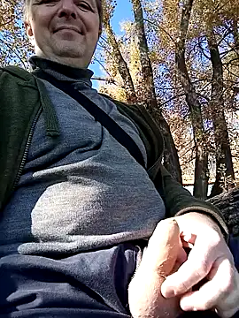 Snapshot of Pokaz2020 chatting on September 25, 2025, 9:13 am Pokaz2020 online show from September 25, 2025, 9:13 am