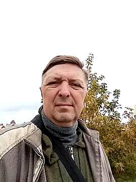 Snapshot of Pokaz2020 chatting on October 7, 2025, 12:02 pm Pokaz2020 online show from October 7, 2025, 12:02 pm