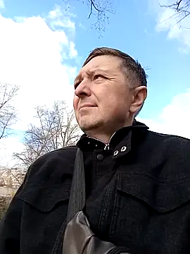 Snapshot of Pokaz2020 chatting on October 28, 2025, 11:14 am Pokaz2020 online show from October 28, 2025, 11:14 am