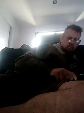 Skody31 online show from November 3, 2025, 8:32 pm