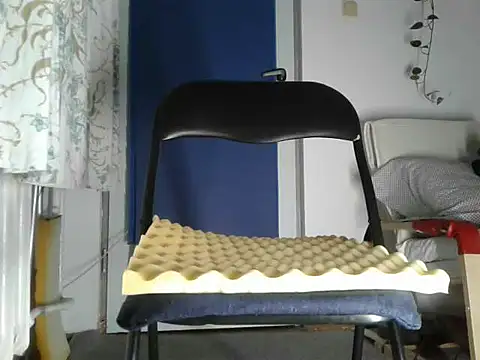 Snapshot of storm76kp chatting on November 3, 2025, 10:21 pm storm76kp online show from November 3, 2025, 10:21 pm