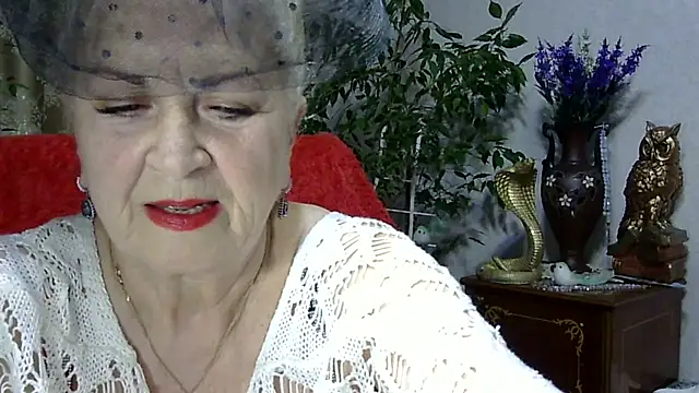 Snapshot of Emma52610 chatting on March 7, 2025, 5:28 pm Emma52610 online show from March 7, 2025, 5:28 pm