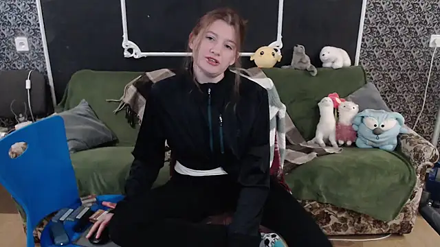 Snapshot of Gr4_soul_ chatting on October 19, 2025, 6:25 am Gr4 soul  online show from October 19, 2025, 6:25 am