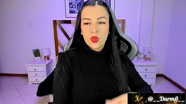 Snapshot of Lia_Simons chatting on December 17, 2024, 4:01 am Lia Simons online show from December 17, 2024, 4:01 am