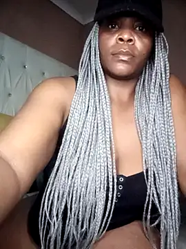 SQUITBOOTY online show from June 12, 2026, 10:41 pm