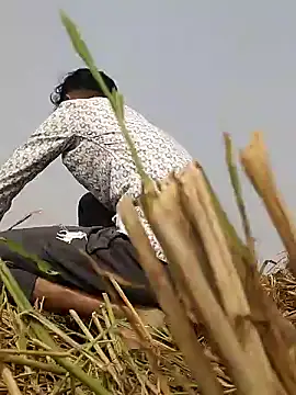 ThethunderPo online show from November 16, 2025, 4:40 am